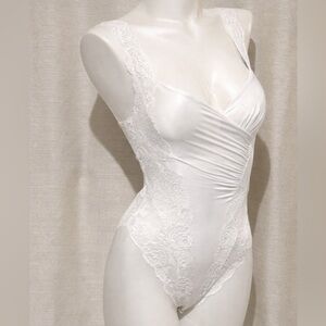 La Perla Vintage white lace bride bodysuit